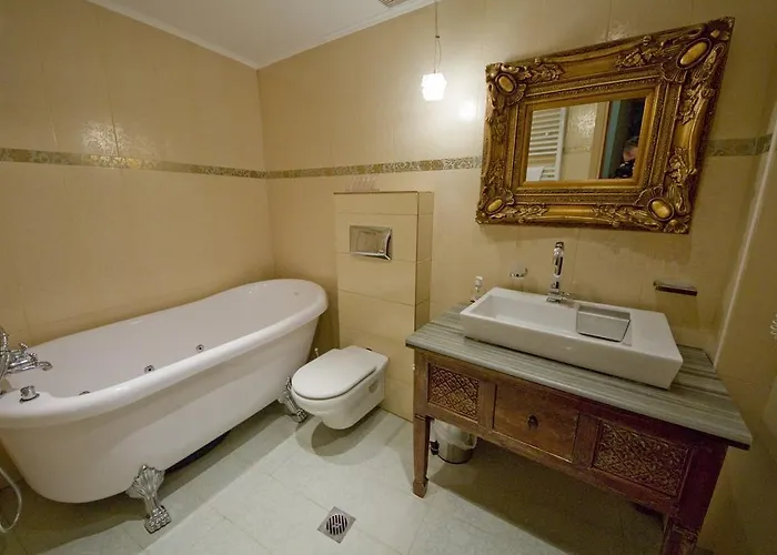 Onar Apartment *